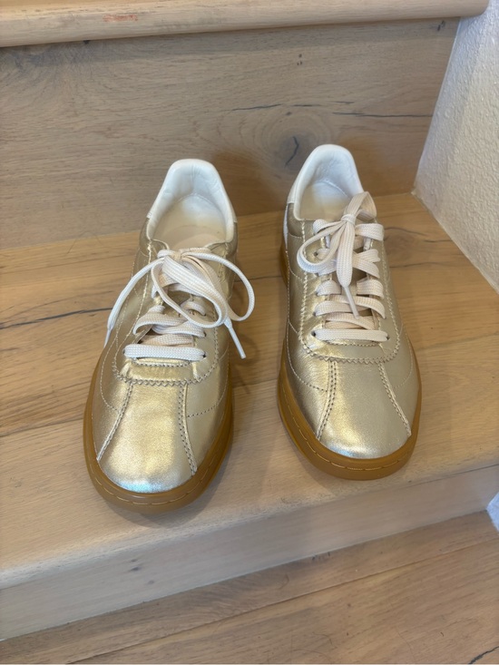 Cole Haan Shoes - NWOT Cole Haan gold gym tennis shoes